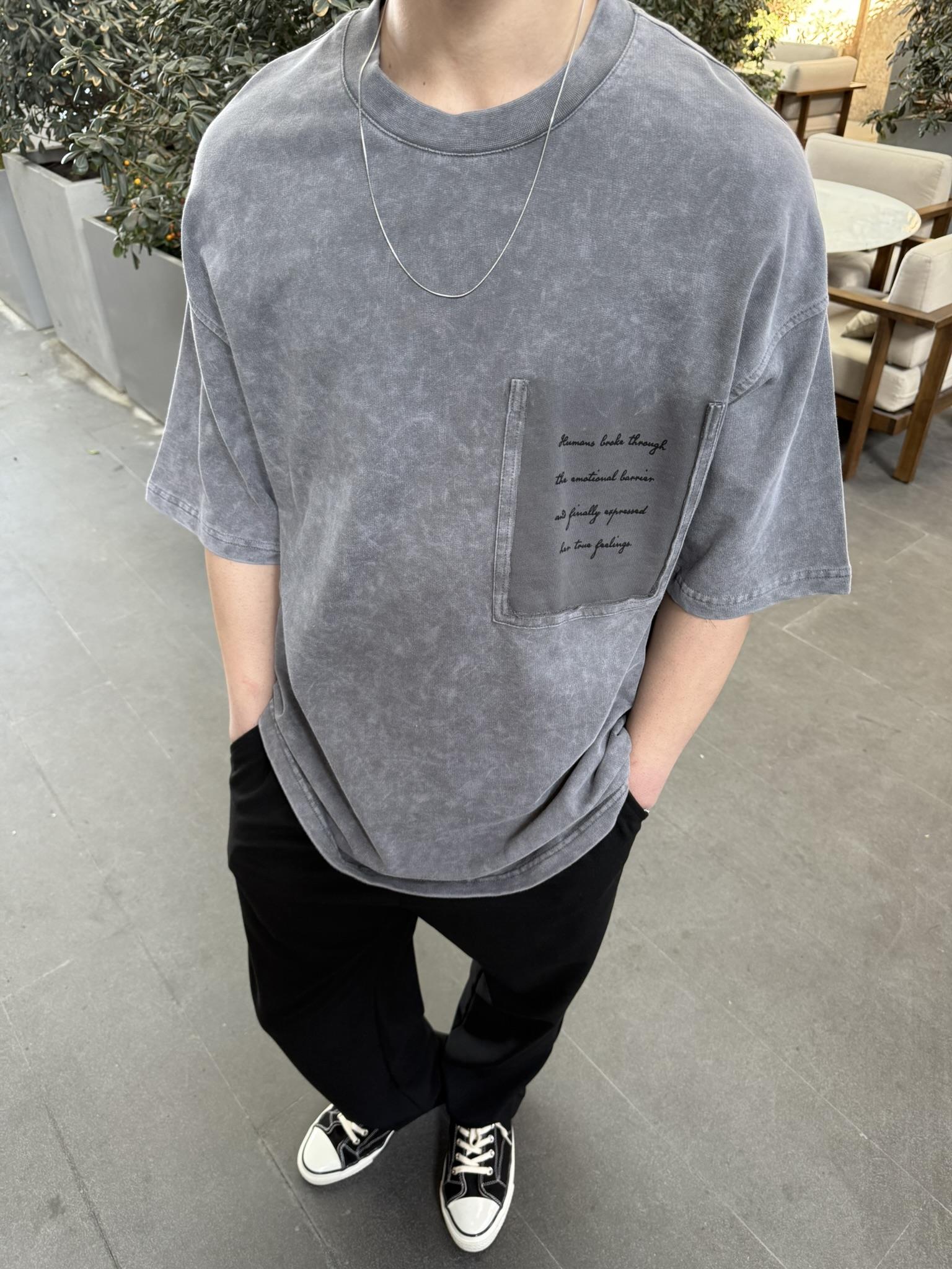 Cep Detaylı Yazılı Yıkamalı T-Shirt - Füme