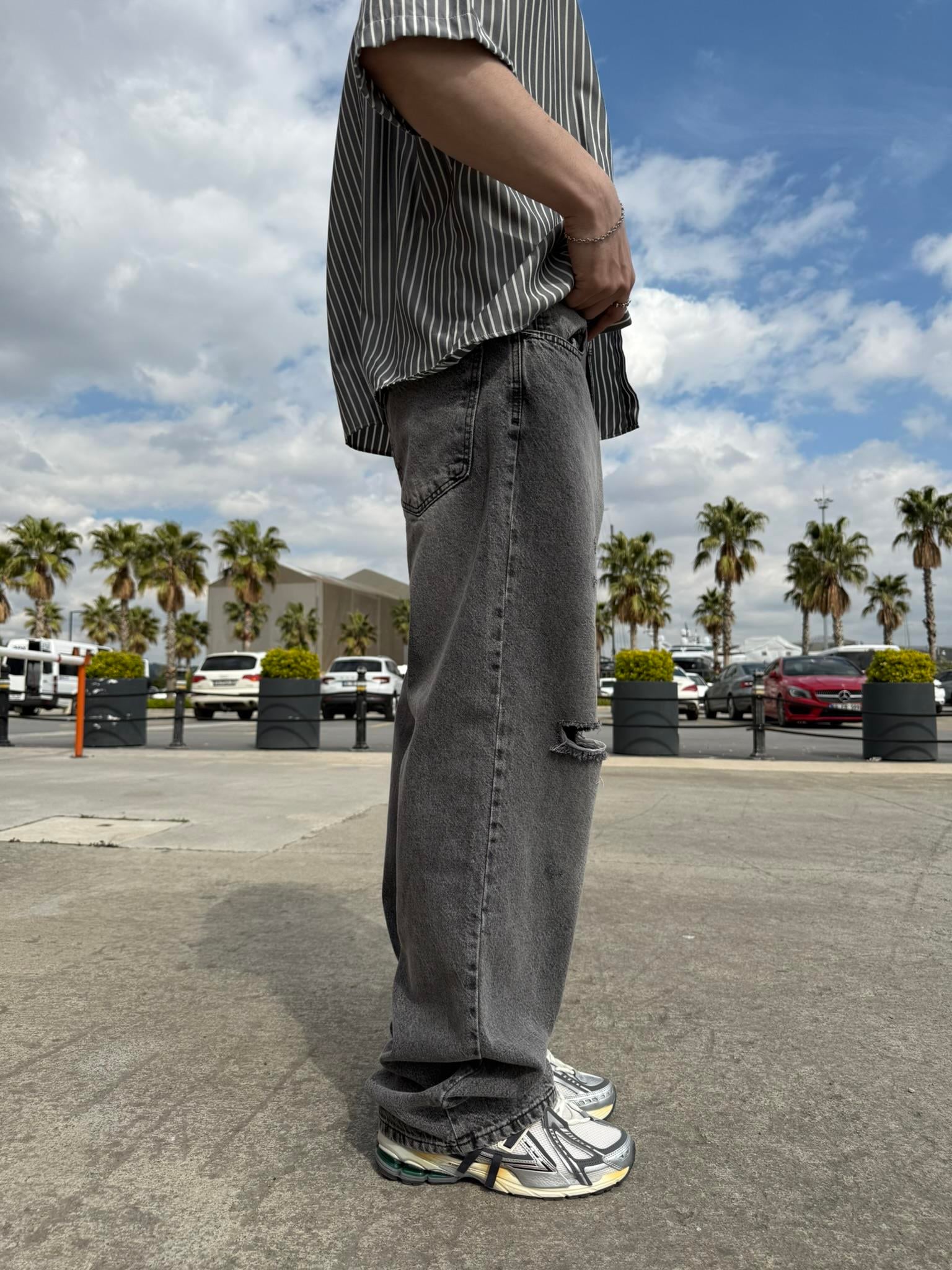 Tek Diz Yırtık Detaylı Baggy Pantolon - Gri