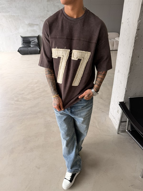 77 Pacht Detaylı Premium Yıkamalı Acid T-Shirt - Kahve