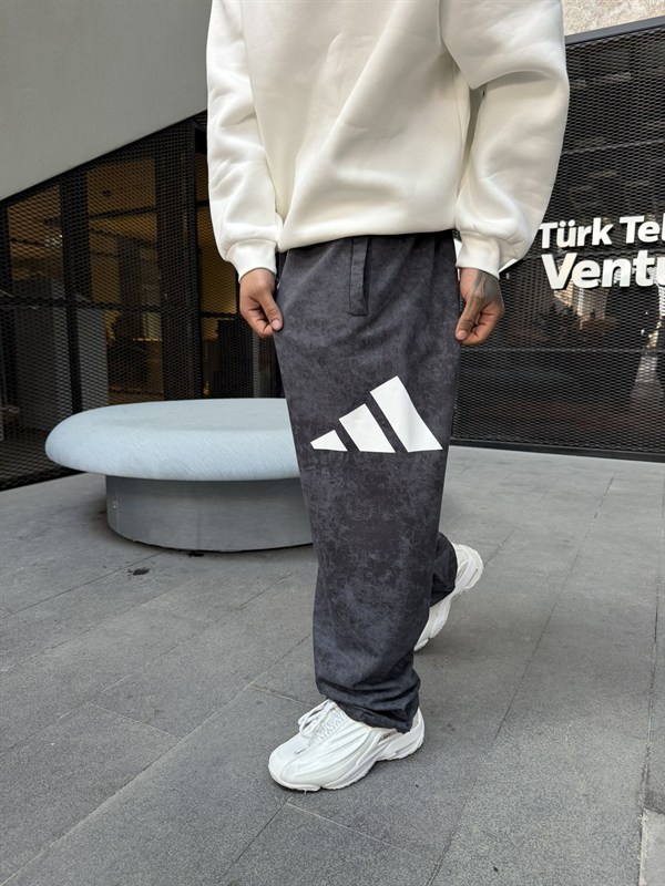 AD Büyük Baskı Acid Yıkamalı Basic Eşofman - Füme