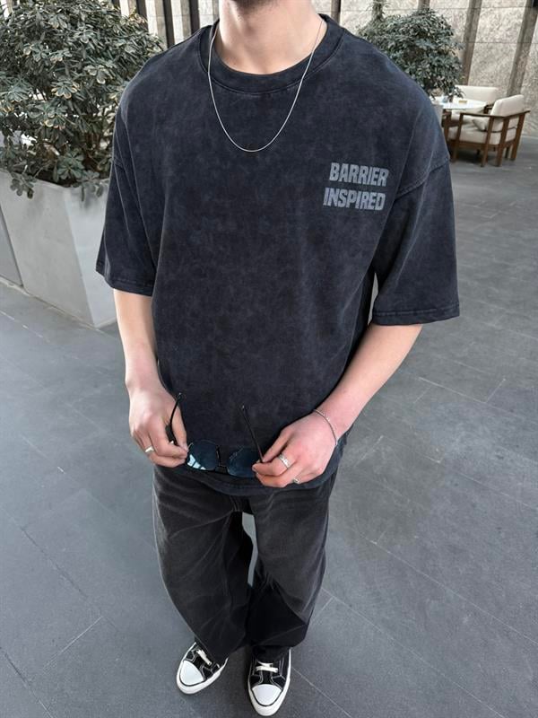 Barier Inspıred Yıkamalı T-Shirt - Siyah