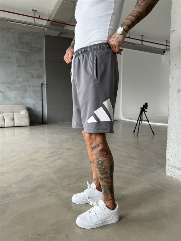 Büyük AD Baskılı Şort - Füme