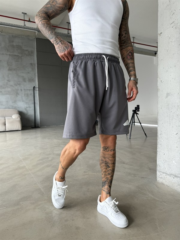 Büyük AD Baskılı Şort - Füme