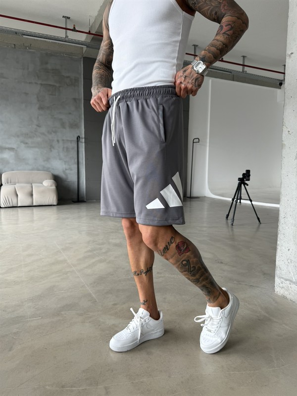 Büyük AD Baskılı Şort - Füme