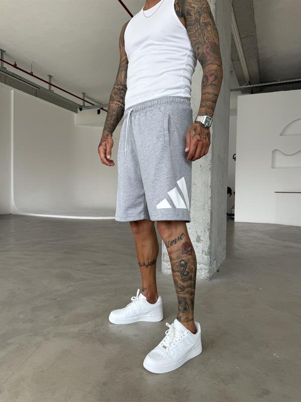 Büyük AD Baskılı Şort - Gri