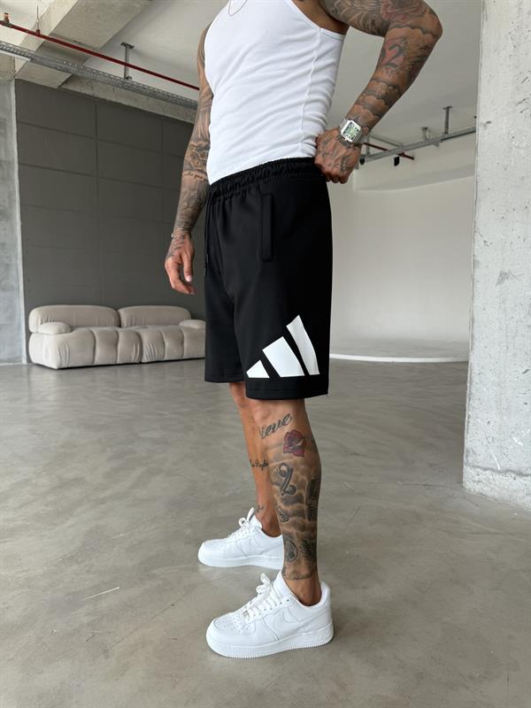 Büyük AD Baskılı Şort - Siyah