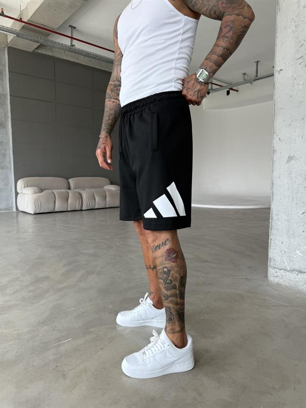 Büyük AD Baskılı Şort - Siyah