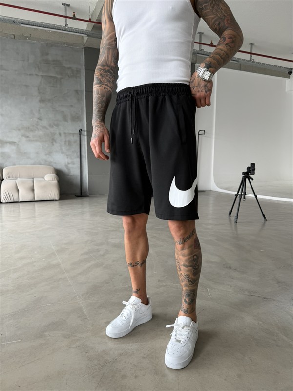Büyük Yan Baskı NK Şort-Siyah