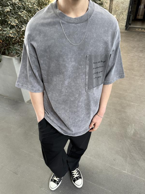 Cep Detaylı Yazılı Yıkamalı T-Shirt - Füme