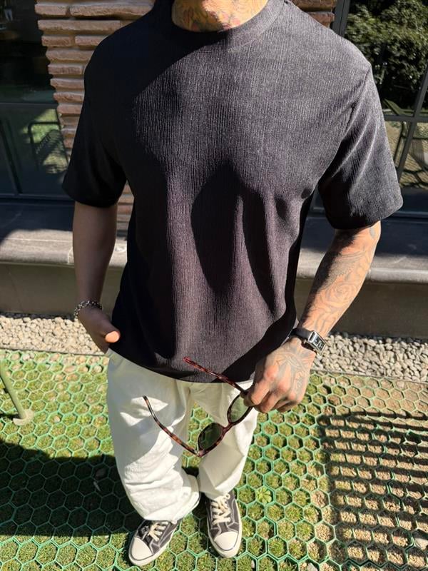 Cizgi Desenli T Kumaş T-Shirt - Siyah