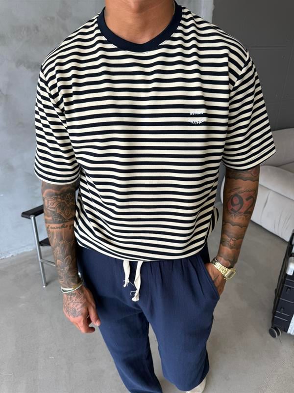 Cizgili Human Nakışlı T-Shirt - Lacivert