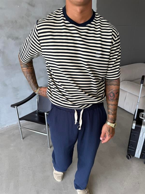 Cizgili Human Nakışlı T-Shirt - Lacivert