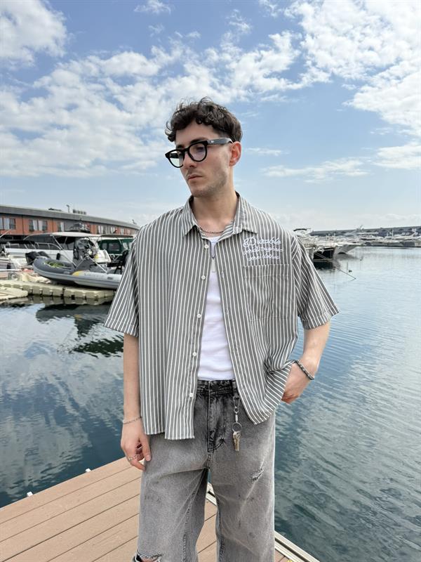 Club Prive Nakış Detay Kısa Kol Gömlek - Gri