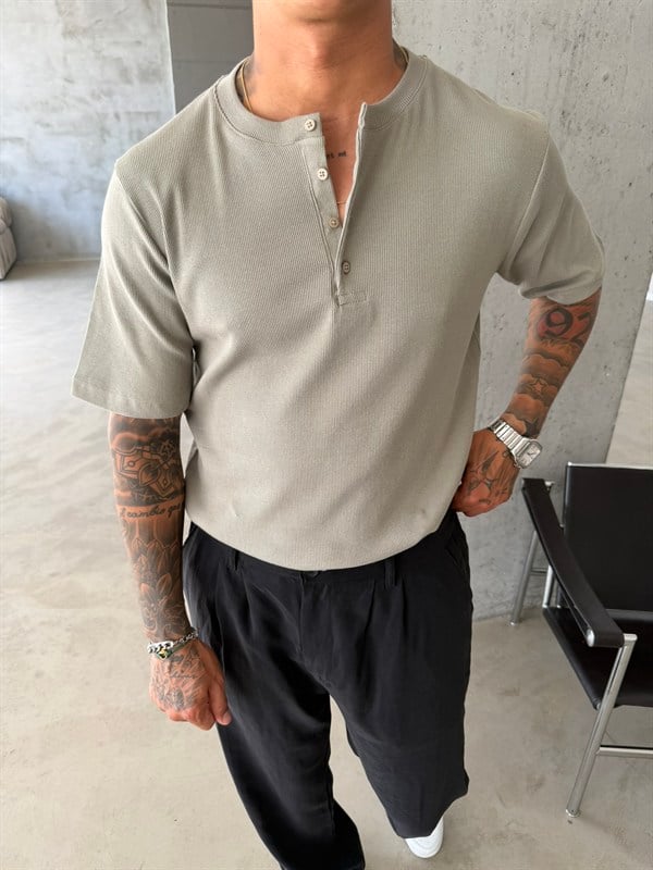 Dokulu Henly Yaka Basic T-Shirt - Haki