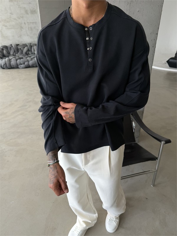Düğmeli Henly Yaka Premium Sweat