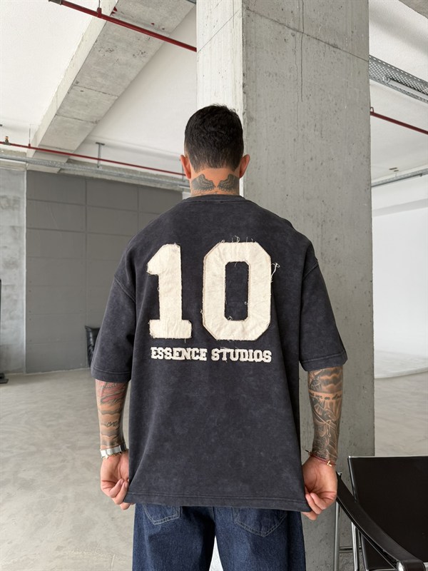 Essence Studio 10 Nakışlı Premium T-Shirt - Siyah