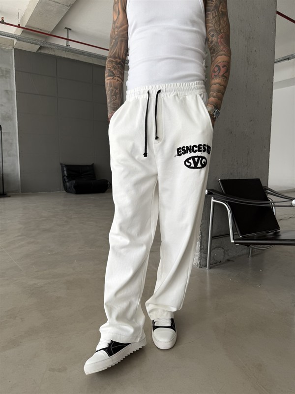 Essence Yıkamalı Premium Nakışlı Eşofman - Beyaz