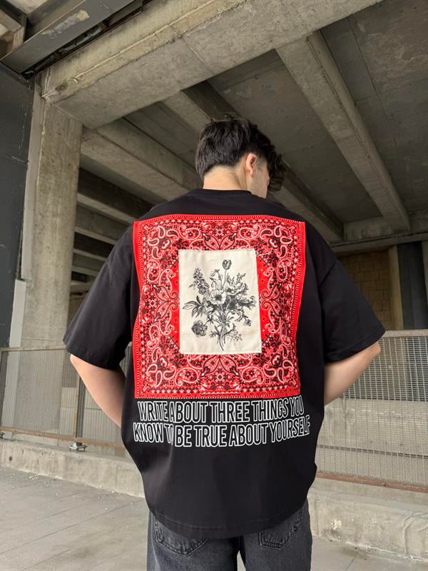 Etnik Pacht Detaylı Oversize T-Shirt -Siyah