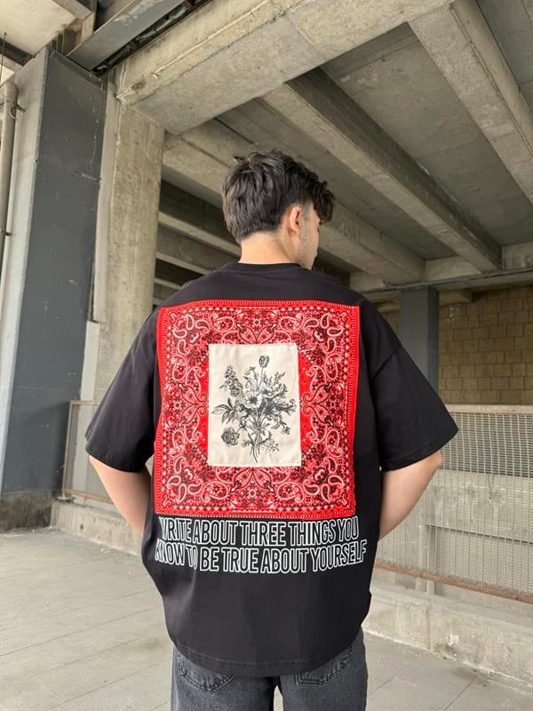 Etnik Pacht Detaylı Oversize T-Shirt -Siyah