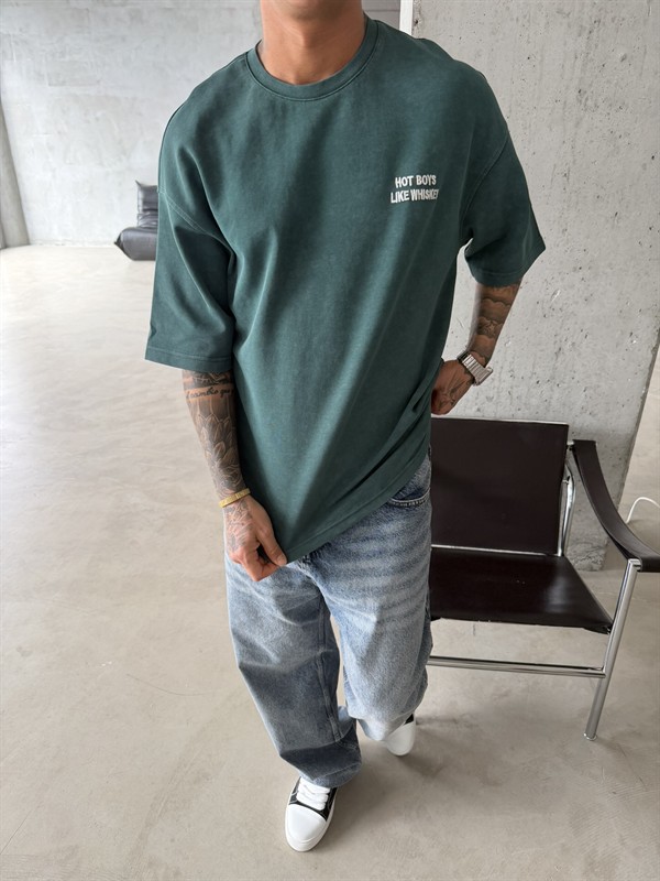 Hot Boys Like Whiskey Acid Yıkamalı T-Shirt - Yeşil