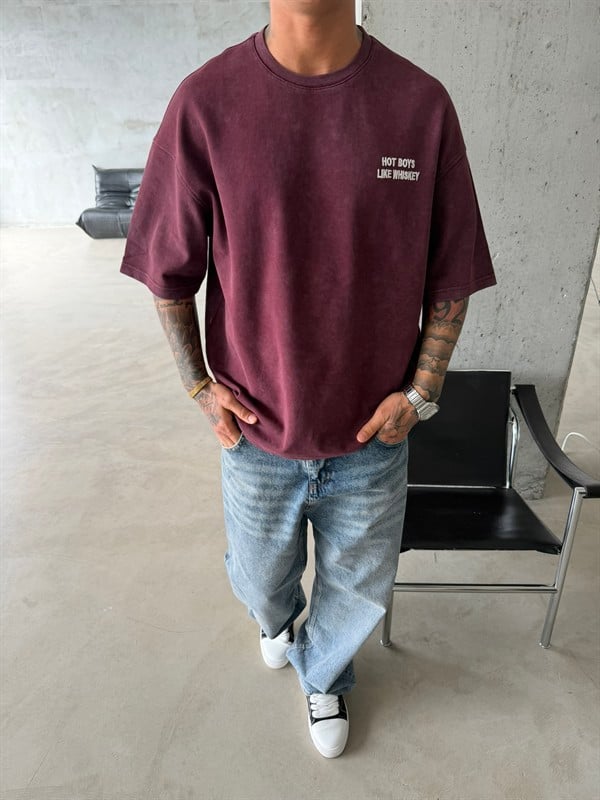 Hot Boys Like Whiskey Acid Yıkamalı T-Shirt - Bordo