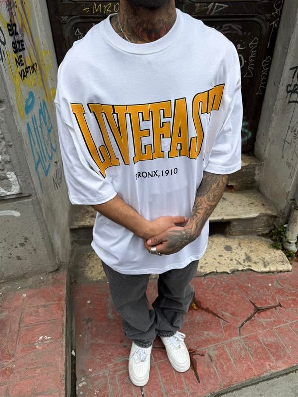 LİVEFAST Ön Baskılı Oversize T-Shirt - Beyaz