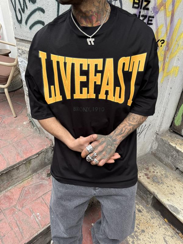 LİVEFAST Ön Baskılı Oversize T-Shirt - Siyah