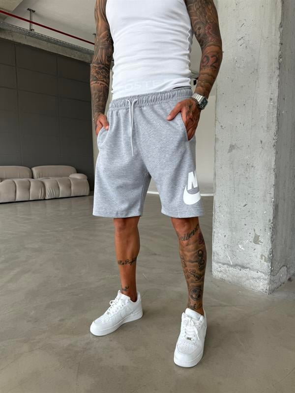 NK Büyük Baskılı Şort - Gri