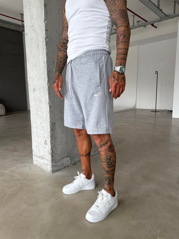 NK Cizgili Şort - Gri