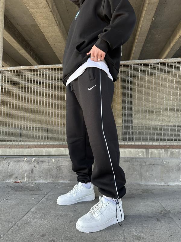 NK Nakışlı Çizgili Lastikli Stoper Paça Baggy Eşofman Siyah