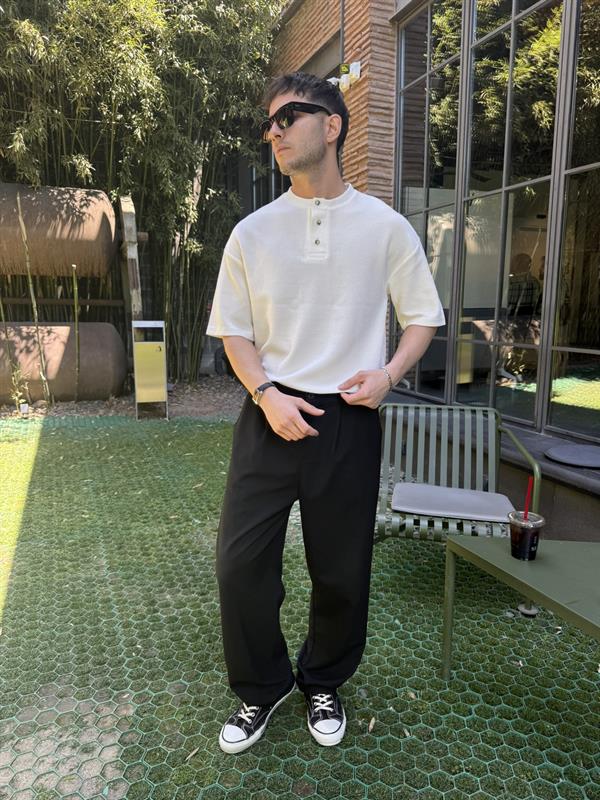 Old Money Düğmeli Bisiklet Yaka T-Shirt - Beyaz