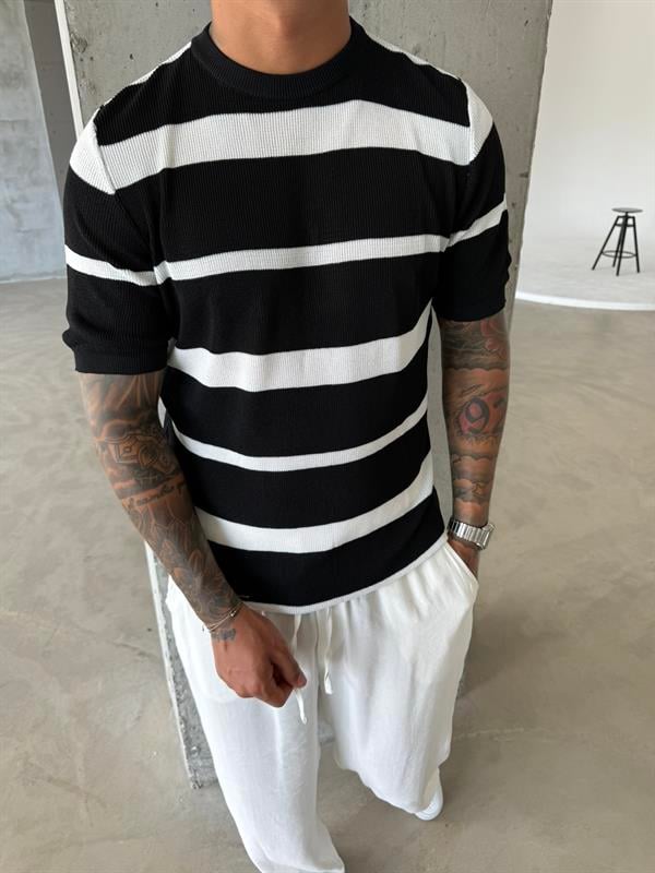 Old Money Regular Cizgili T-Shirt - Siyah