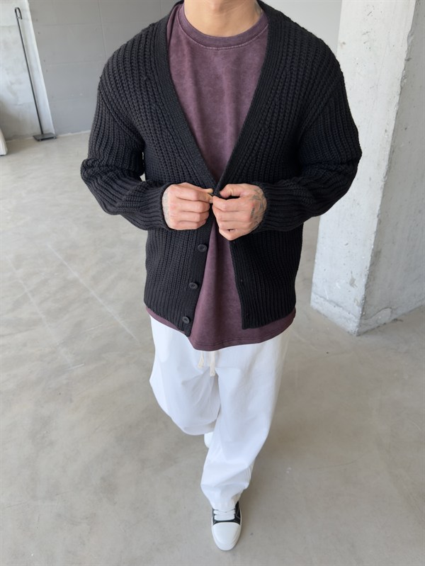 Örme Düğmeli Triko Hıkra - Siyah