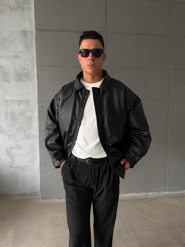 Oversize Fermuarlı ve Çıtçıtlı Deri Ceket