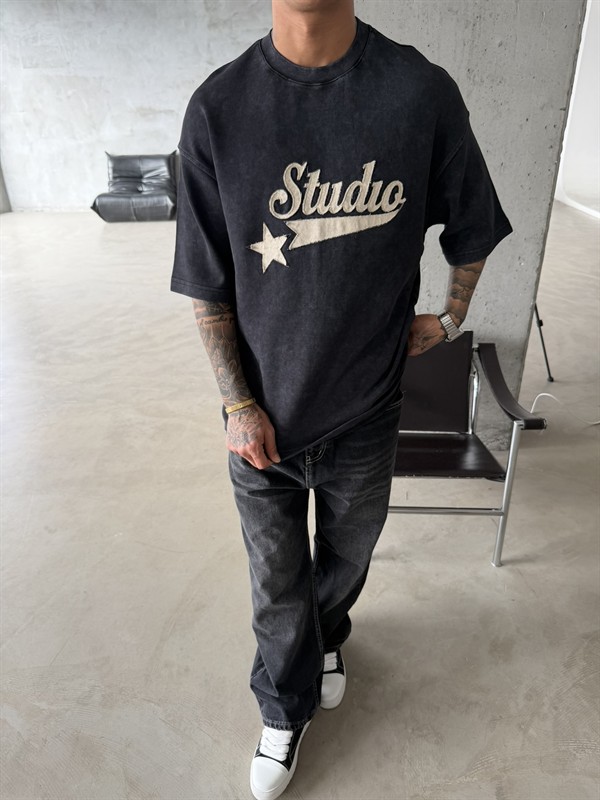 Pacht Detaylı STUDIO Acid Yıkama T-Shirt - Siyah