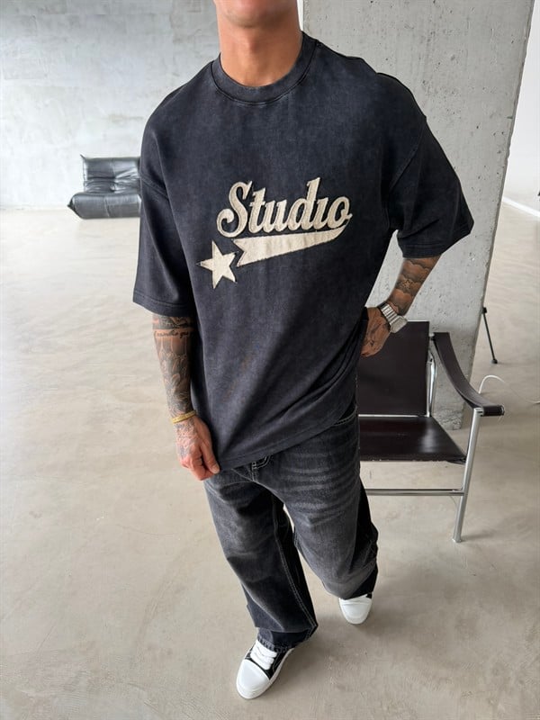 Pacht Detaylı STUDIO Acid Yıkama T-Shirt - Siyah