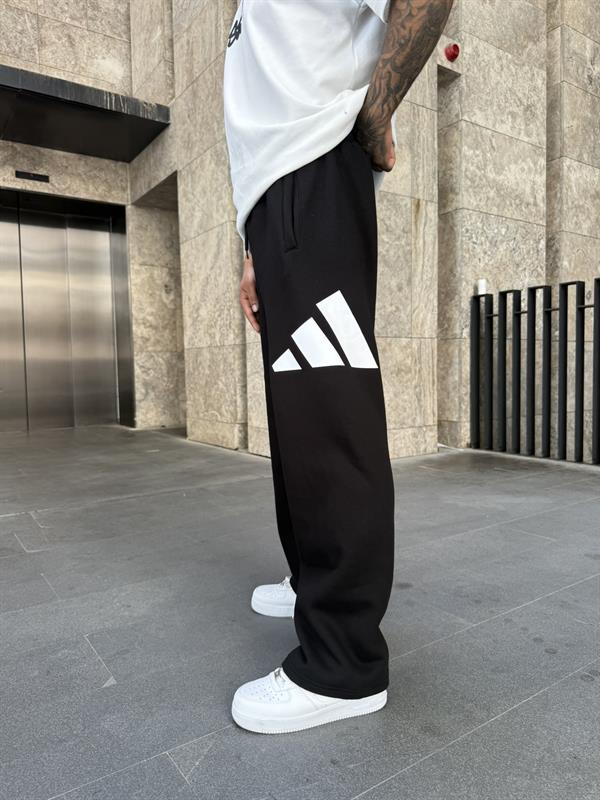 Piramit Yan Baskı Eşofman - Siyah