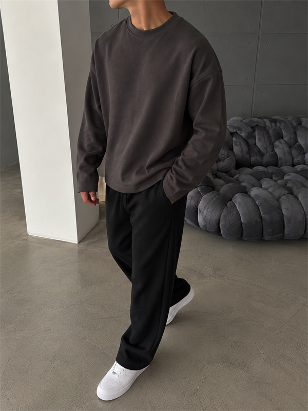 Premium Long Sleeve Sweatshirt 