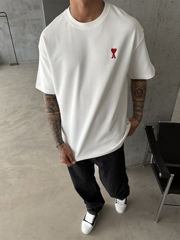 Premium Minimal Nakış A Kalp T-Shirt - Beyaz
