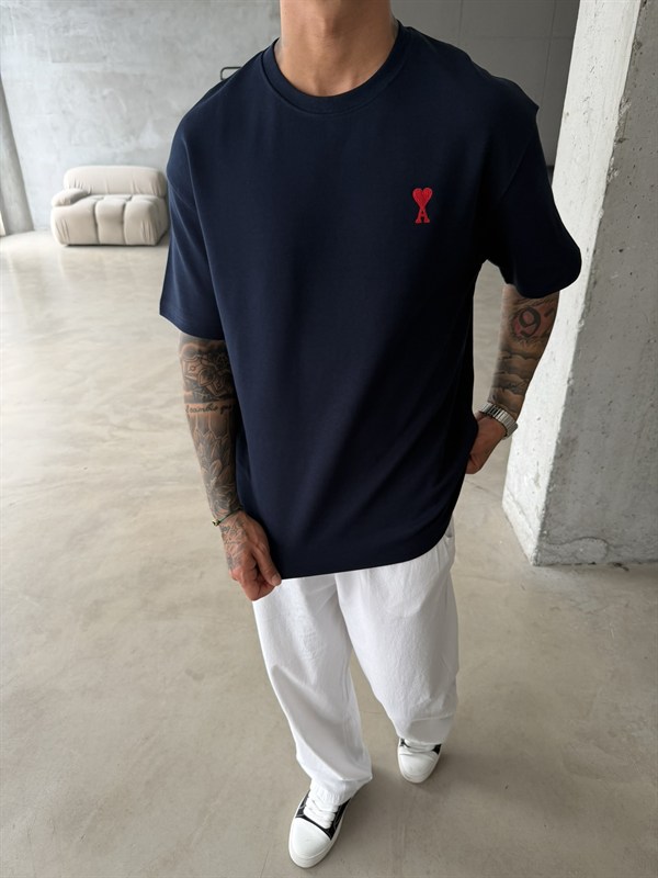 Premium Minimal Nakış A Kalp T-Shirt - Lacivert