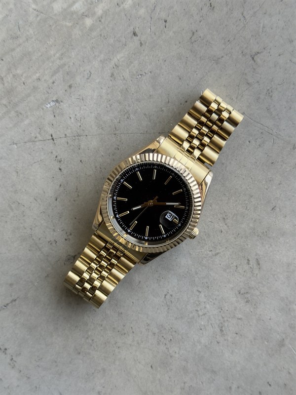 Premium Tarihli Golden Hour Saat - Gold