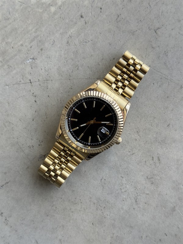 Premium Tarihli Golden Hour Saat - Gold