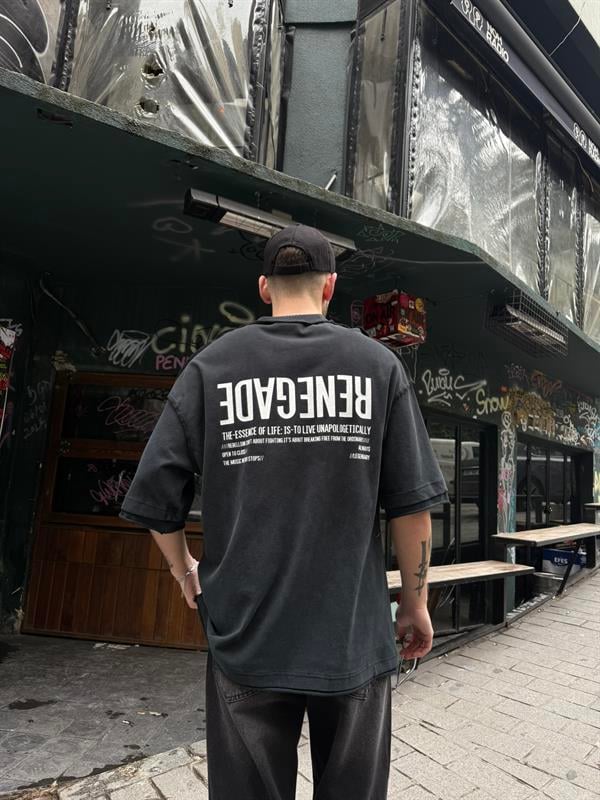 Renegade Yıkamalı Oversize T-Shirt -Siyah