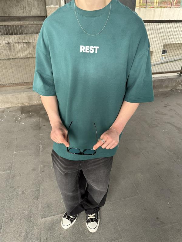 Rest Spreyli Oversize T-Shirt -Yeşil