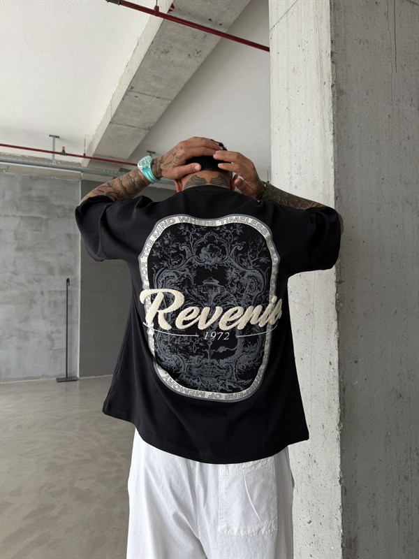 Reverie Nakışlı Premium T-Shirt - Siyah