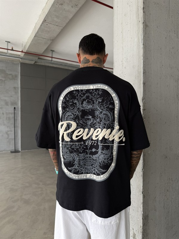 Reverie Nakışlı Premium T-Shirt - Siyah