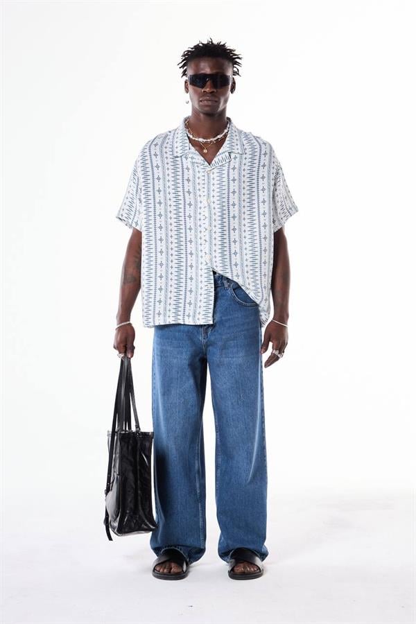 Sembol Desenli Basic Tasarım Gömlek - Beyaz-Mavi