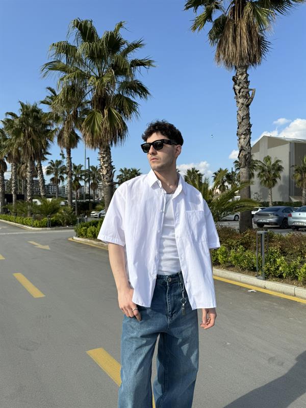 Sırt Yazı Nakışlı Kısakol Gömlek - Beyaz