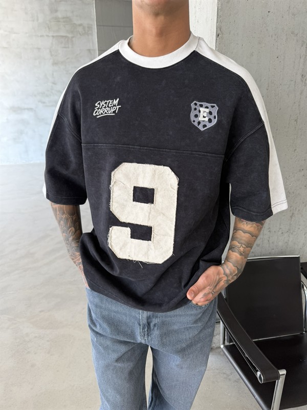 SysTem Corrupt 9 Nakışlı Premium T-Shirt - Siyah