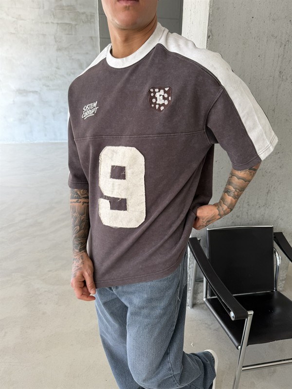 SysTem Corrupt 9 Nakışlı Premium T-Shirt - Kahve